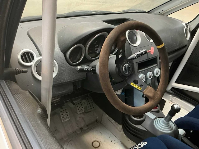 Mitsubishi - colt cup - ralliart - circuitvoertuig - afbeelding 6 van  12