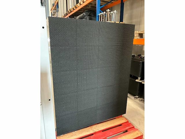 Mitsubishi - dia-p10qwp - led paneel scherm 1184x608 cm (2x) - afbeelding 11 van  23