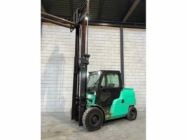 Mitsubishi - fd5.5 - vorkheftruck - 2010 - afbeelding 2 van  21