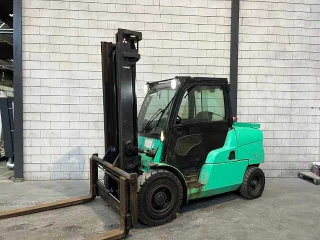 Mitsubishi - fd5.5 - vorkheftruck - 2010 - afbeelding 12 van  21