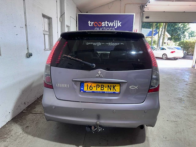Mitsubishi - grandis - 2.4-16v intense 6p. - 16-pb-nk - afbeelding 12 van  17