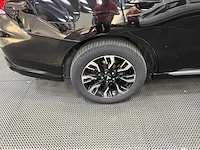 Mitsubishi - outlander - 2.0 ev plug in hybrid - lpg - personenauto -2015 - afbeelding 31 van  38