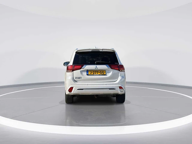 Mitsubishi - outlander - 2.4 phev instyle - car - 2020 - afbeelding 3 van  36