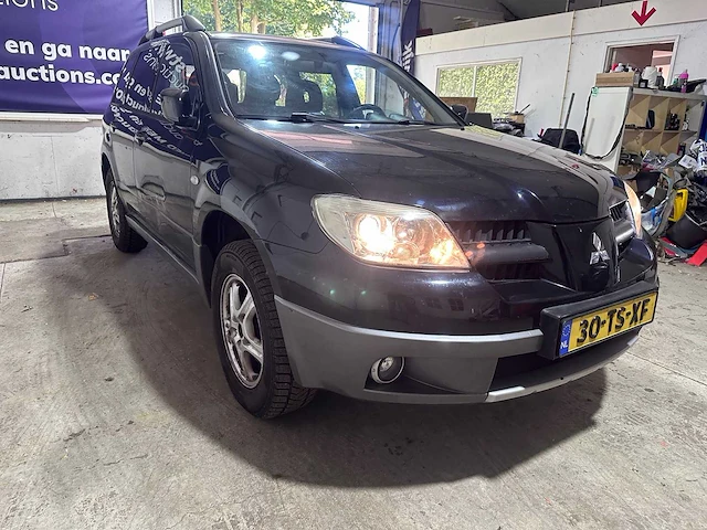 Mitsubishi - outlander sport - 2.0 invite+ - 30-ts-xf - afbeelding 6 van  19