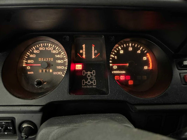Mitsubishi - pajero - 2.8 glx lb panel van - bedrijfswagen - afbeelding 10 van  12