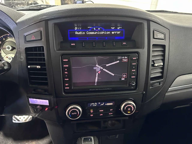 Mitsubishi - pajero - 3.2 di-d invite pv automaat- 5-vrh-43 - afbeelding 6 van  21