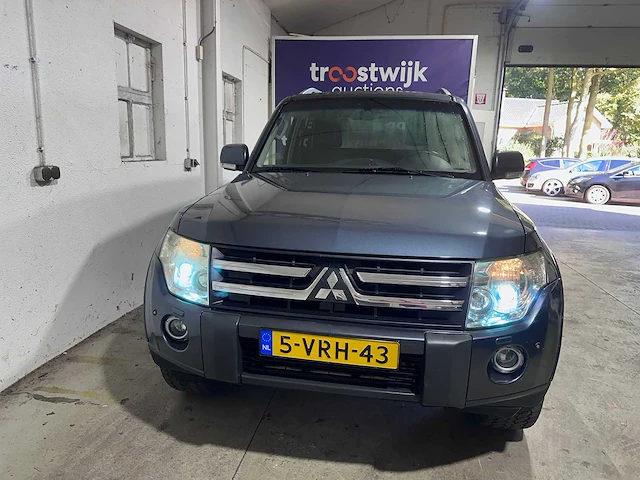 Mitsubishi - pajero - 3.2 di-d invite pv automaat- 5-vrh-43 - afbeelding 20 van  21