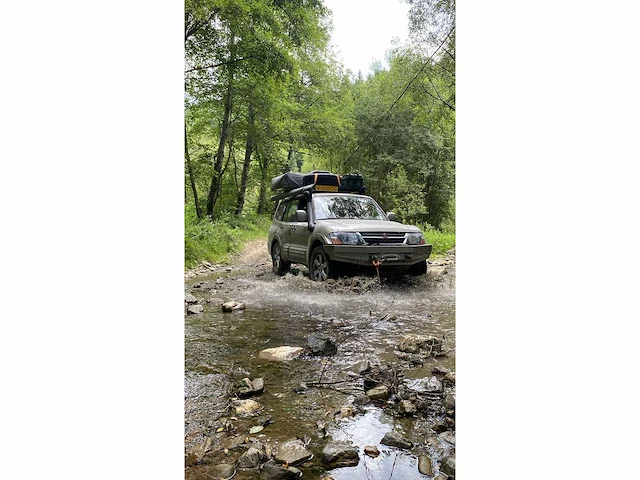 Mitsubishi - pajero - fabryka 4x4 offroad - 2001 - afbeelding 15 van  43