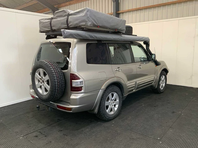 Mitsubishi - pajero - fabryka 4x4 offroad - 2001 - afbeelding 41 van  43