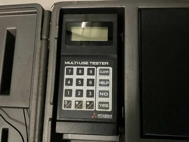 Mitsubishi automotive diagnostische apparaat - afbeelding 2 van  9