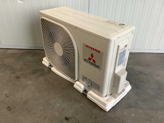 Mitsubishi buitenunit airconditioning - afbeelding 5 van  7