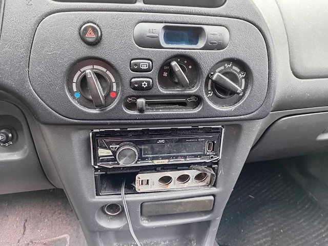 Mitsubishi colt 1.3 family, 79-pd-bg - afbeelding 4 van  13