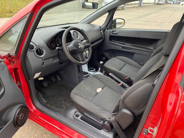 Mitsubishi colt 1.3 inform airco hj-879-p - afbeelding 3 van  16