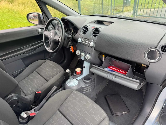 Mitsubishi colt 1.3 invite car 2005 | 43-rn-pp i - afbeelding 16 van  16