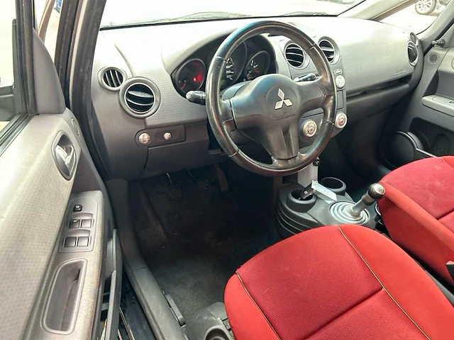 Mitsubishi colt 1.5 instyle 2005 | 59-rh-hr - afbeelding 6 van  22