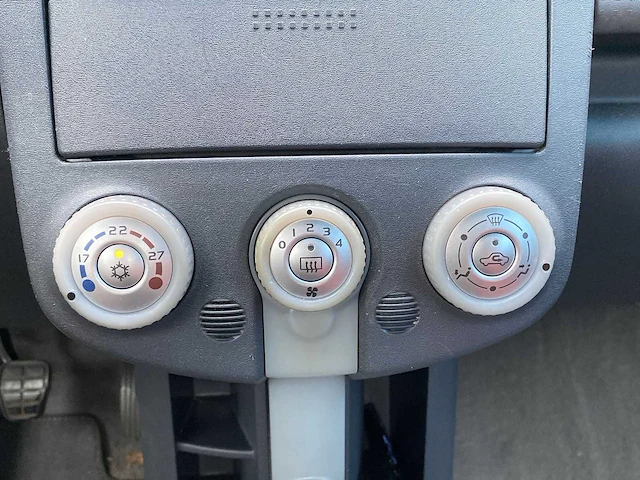 Mitsubishi colt czc 1.5 limited edition 2007 - cabrio - youngtimer | 65-xv-vv - afbeelding 16 van  30