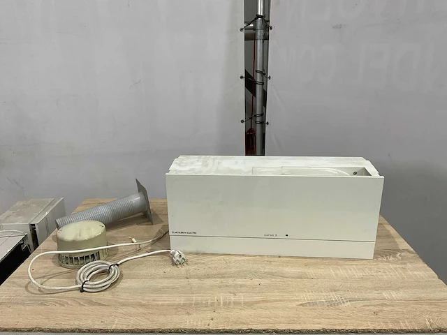Mitsubishi electric - lossnay vl-100u 5 e - ventilatie unit (8x) - afbeelding 8 van  9