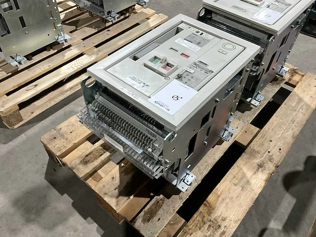 Mitsubishi electric ae1250-sw circuit breaker - afbeelding 3 van  5