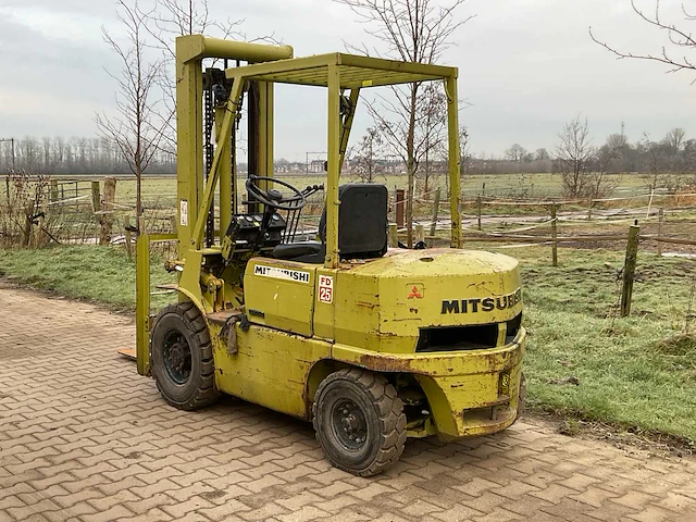 Mitsubishi fd 25 vorkheftruck - afbeelding 10 van  16