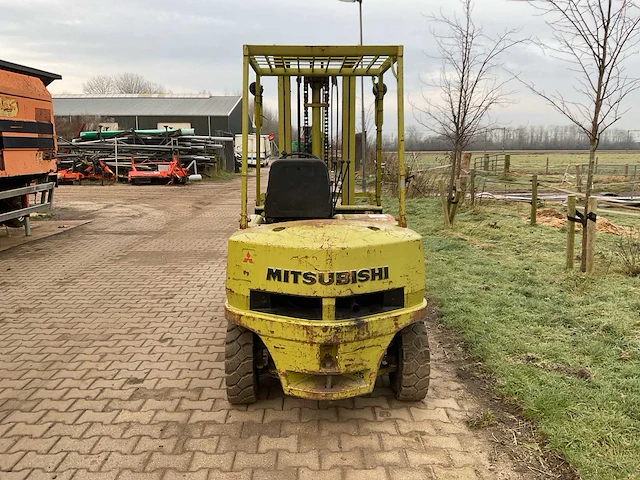 Mitsubishi fd 25 vorkheftruck - afbeelding 12 van  16