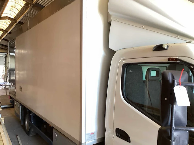 Mitsubishi fuso - 2016 - canter - vrachtwagen - afbeelding 6 van  25
