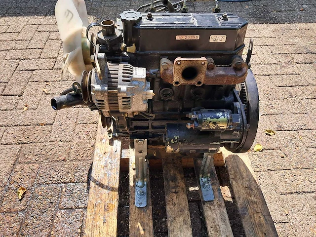 Mitsubishi l3a 3 cilinder dieselmotor - afbeelding 5 van  5