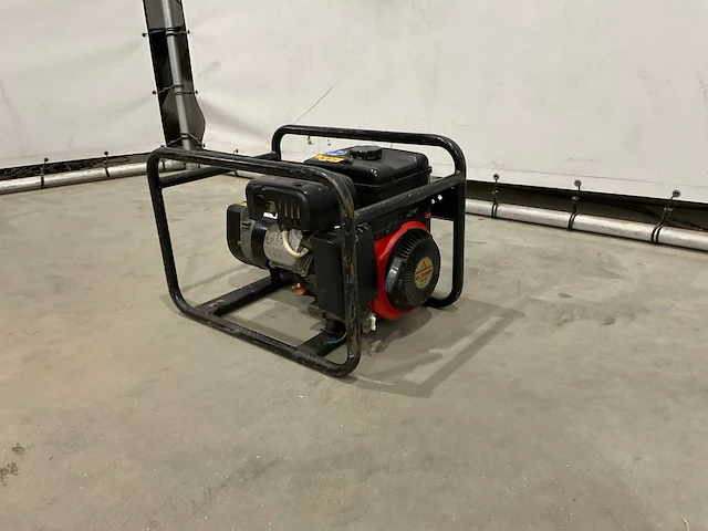 Mitsubishi mg 2400 generator - afbeelding 1 van  9