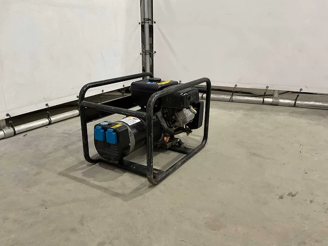 Mitsubishi mg 2400 generator - afbeelding 2 van  9