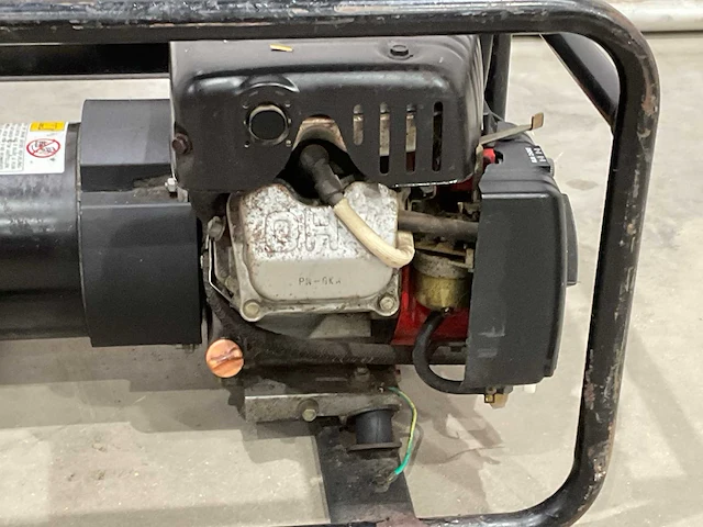 Mitsubishi mg 2400 generator - afbeelding 6 van  9