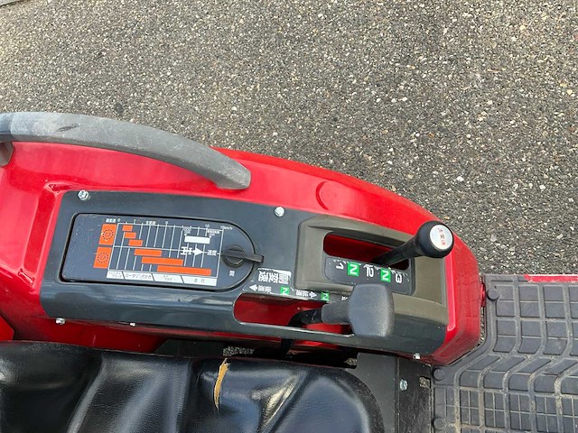 Mitsubishi mt160 4wd minitractor - afbeelding 11 van  22