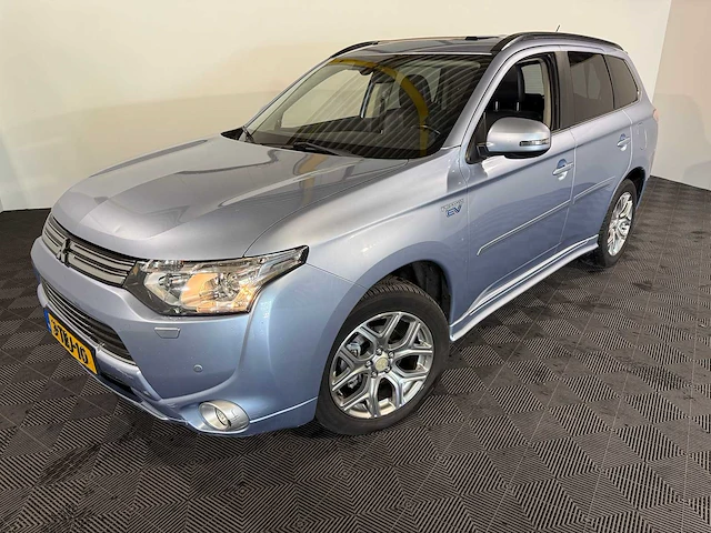 Mitsubishi outlander 2.0 phev, 3-tbj-10 - afbeelding 1 van  13
