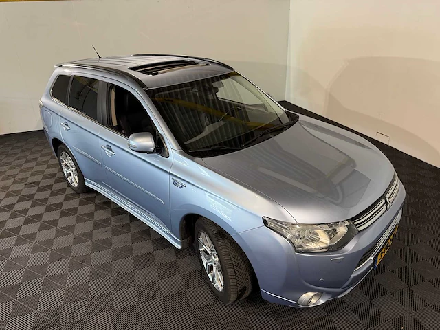 Mitsubishi outlander 2.0 phev, 3-tbj-10 - afbeelding 11 van  13