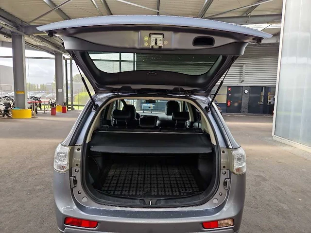 Mitsubishi outlander 2.0 phev executive edition 2014 | 3-txd-91 - afbeelding 16 van  24
