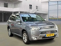 Mitsubishi outlander 2.0 phev executive edition 2014 | 3-txd-91 - afbeelding 12 van  24