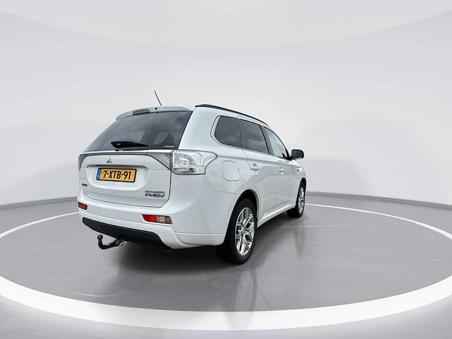 Mitsubishi outlander 2.0 phev executive edition 2014 | 7-xtb-91 - afbeelding 5 van  25