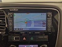 Mitsubishi outlander 2.0 phev executive edition 2015 | hl-557-f - afbeelding 22 van  26