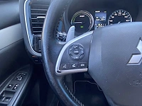 Mitsubishi outlander 2.0 phev instyle+ 2013 | 1-svb-73 - afbeelding 11 van  33