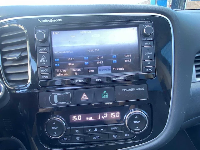 Mitsubishi outlander 2.0 phev instyle+ 2013 | 1-svb-73 - afbeelding 14 van  33