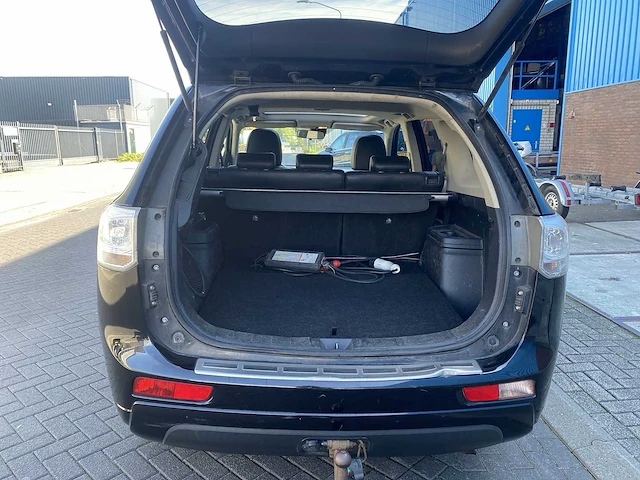 Mitsubishi outlander 2.0 phev instyle+ 2013 | 1-svb-73 - afbeelding 20 van  33