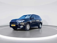 Mitsubishi outlander 2.0 phev instyle+ 2013 | 1-svb-73 - afbeelding 29 van  33