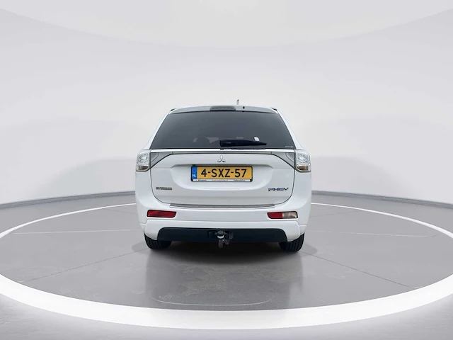 Mitsubishi outlander 2.0 phev instyle 2013 | 4-sxz-57 i - afbeelding 3 van  33