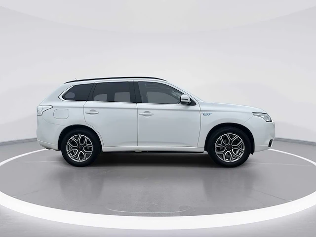 Mitsubishi outlander 2.0 phev instyle 2013 | 4-sxz-57 i - afbeelding 7 van  33