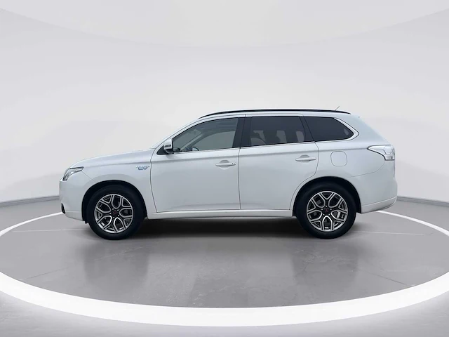 Mitsubishi outlander 2.0 phev instyle 2013 | 4-sxz-57 i - afbeelding 31 van  33