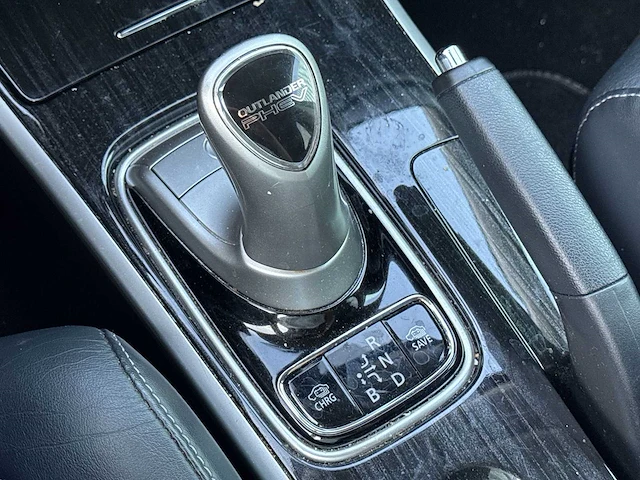 Mitsubishi outlander 2.0 phev instyle 2015 | hs-285-v - afbeelding 16 van  29