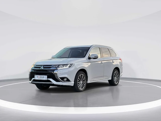 Mitsubishi outlander 2.0 phev instyle 2015 | hs-285-v - afbeelding 24 van  29