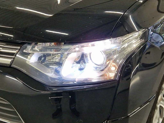 Mitsubishi outlander 2.0 phev instyle , 3-szk-11 - afbeelding 11 van  23