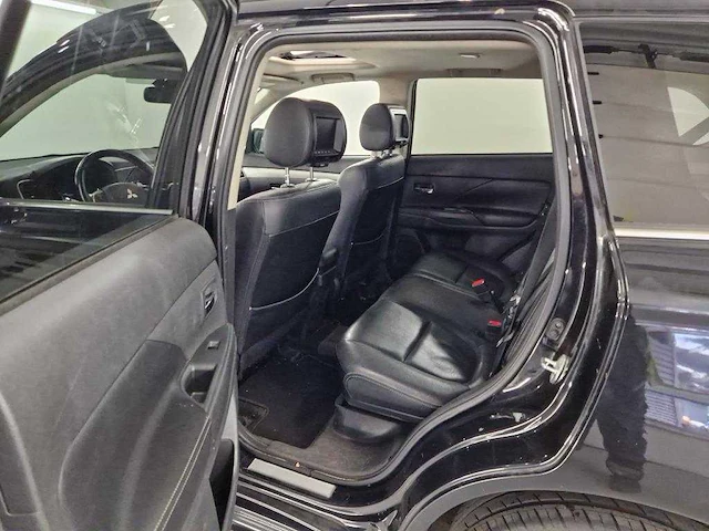 Mitsubishi outlander 2.0 phev instyle , 3-szk-11 - afbeelding 20 van  23