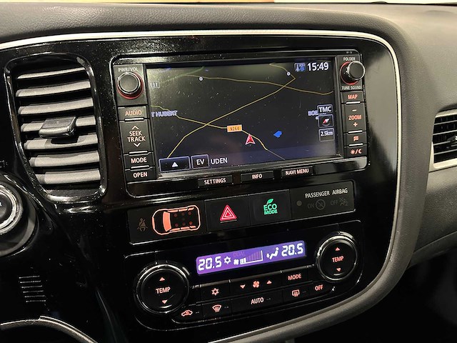 Mitsubishi outlander 2.0 phev instyle+ 8-stp-20 - afbeelding 8 van  24