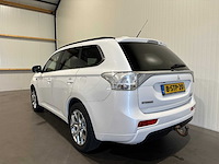 Mitsubishi outlander 2.0 phev instyle+ 8-stp-20 - afbeelding 18 van  24