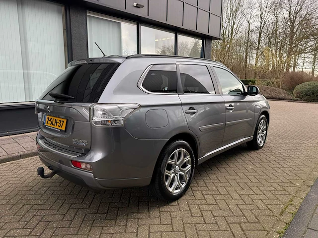 Mitsubishi outlander 2.0 phev instyle automaat, 2-slh-37 - afbeelding 12 van  21